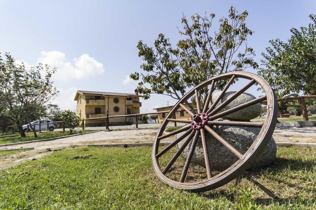 Agriturismo L'Antico Carro Seminara Екстер'єр фото